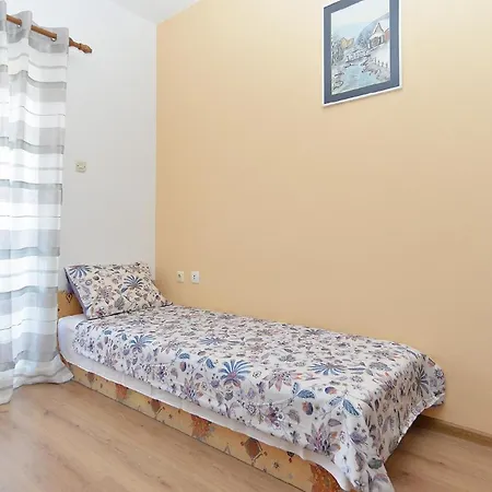 Apartamento Für 2 Personen Ca 65 Qm In červar-porat, Istrien Istrische Riviera *