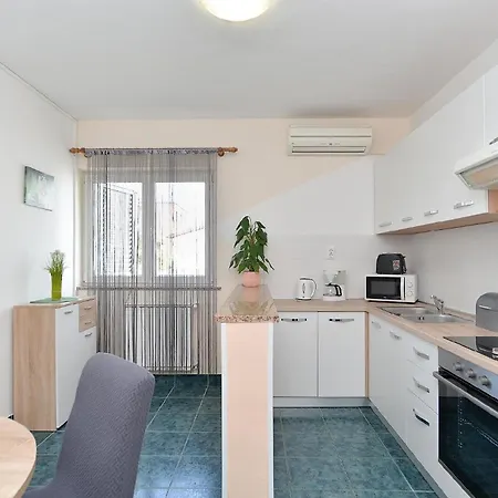 Fuer 2 Personen Ca 65 Qm In Cervar-porat, Istrien Istrische Riviera Apartment Porec