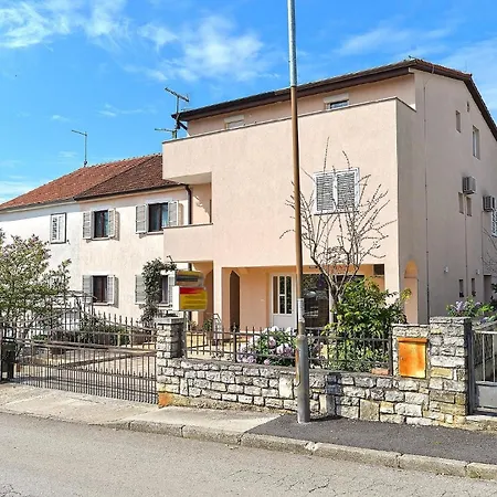 Fuer 2 Personen Ca 65 Qm In Cervar-porat, Istrien Istrische Riviera